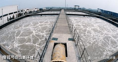 化工厂为什么会有水源，化工厂的水？(hua gong chang wei shen me hui you shui yuan hua gong chang de shui)